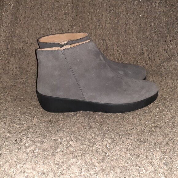 FITFLOP-Sumi-Steel Gray Suede Booties-Left Boot-7-Right Boot 6.5-New/Tag-No Box - Picture 5 of 9